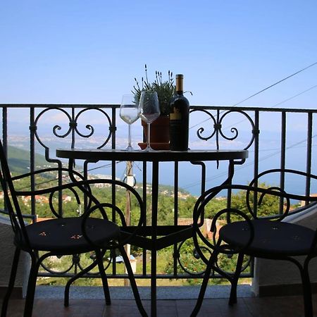 Apartman Tera Apartment Dobreć Екстериор снимка
