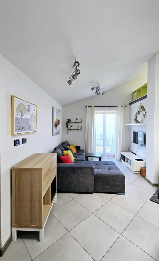 Apartman Tera Apartment Dobreć Екстериор снимка
